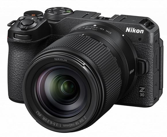 Nikon Z 30 KIT + DX 18-140 F/3.5-6.3VR