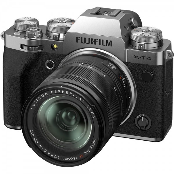 Fujifilm X-T4 Body silber + XF 18-55/2,8-4